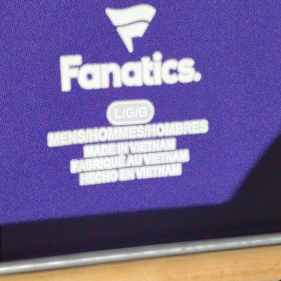 Purple Fanatics sz L Minnesota Vikings Men's Shirt - Picture 2 of 3